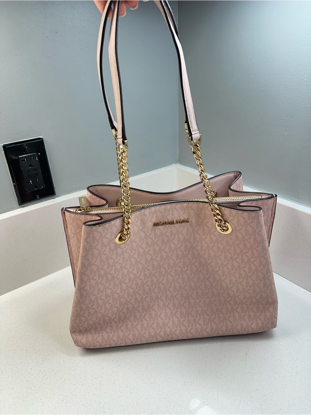 Michael Kors Teagan Large Powder Blush MK Signature Chain Shoulder Tote Bag Pink